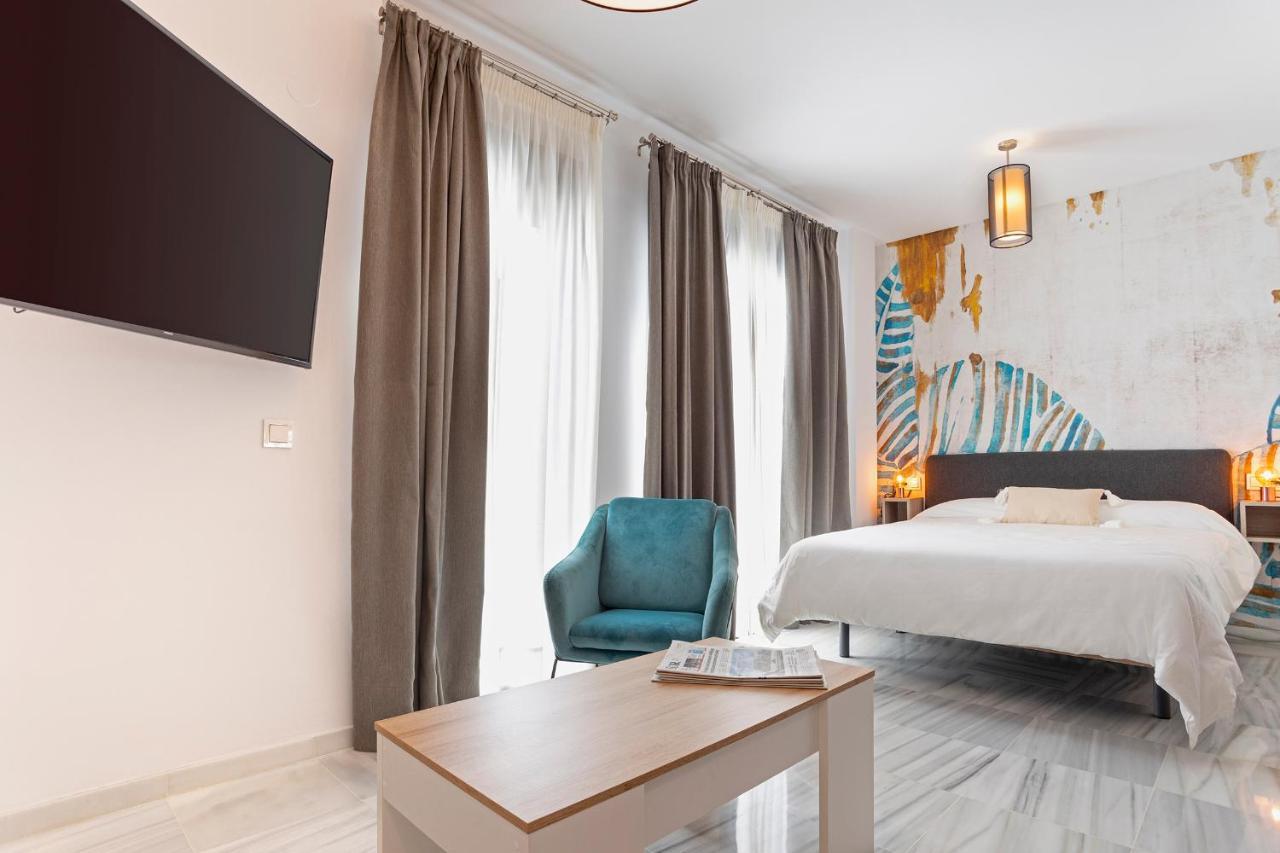 Málaga Rivas 34 Suites Homes Esterno foto