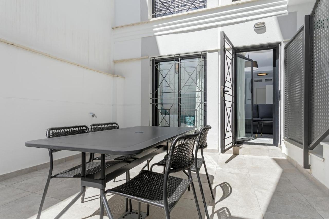 Málaga Rivas 34 Suites Homes Esterno foto